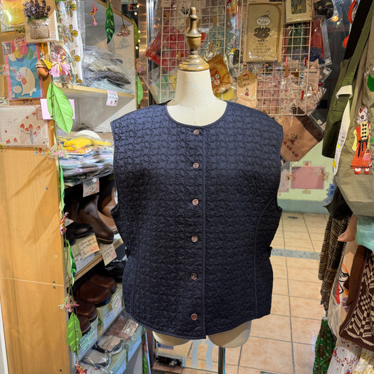 Yarra Black Embroidery Quilted Vest, made in India