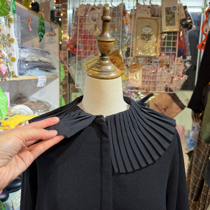 Mizuiro Ind Frill Black Blouse, made in Japan