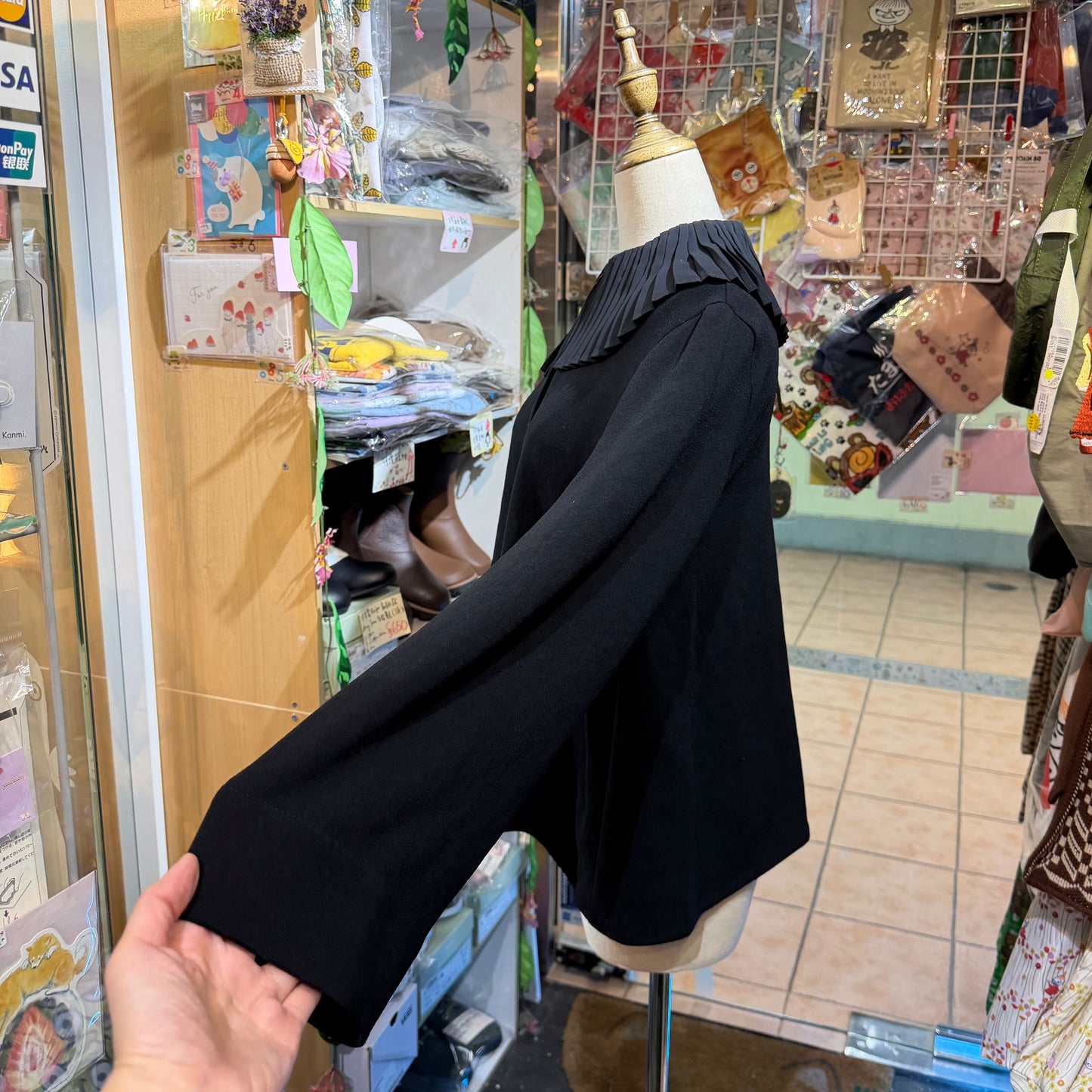 Mizuiro Ind Frill Black Blouse, made in Japan