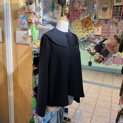 Mizuiro Ind Frill Black Blouse, made in Japan