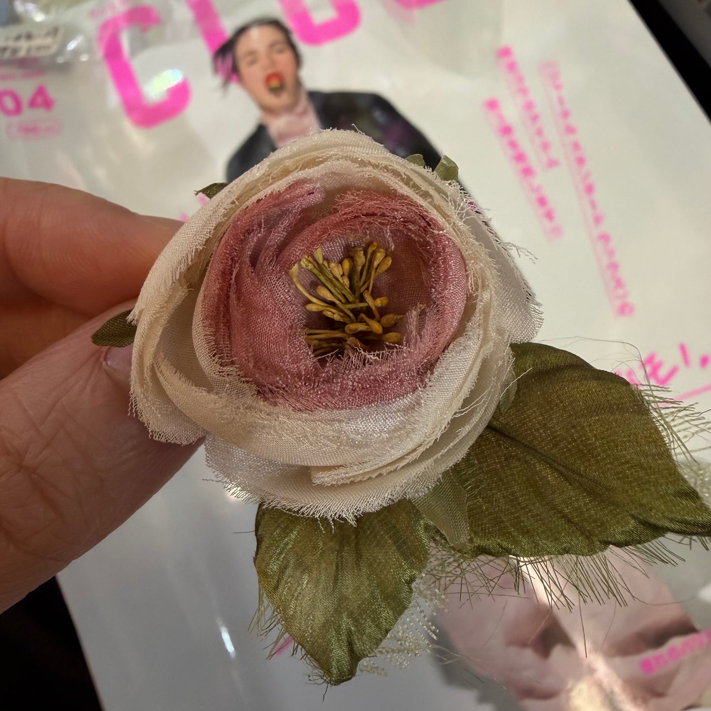 AngelicaLeaf Dyeing Rose Brooch, made in Japan, Limited Edition