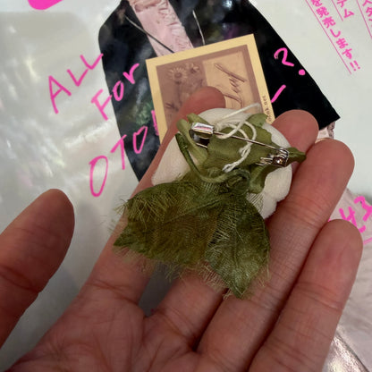 AngelicaLeaf Dyeing Rose Brooch, made in Japan, Limited Edition