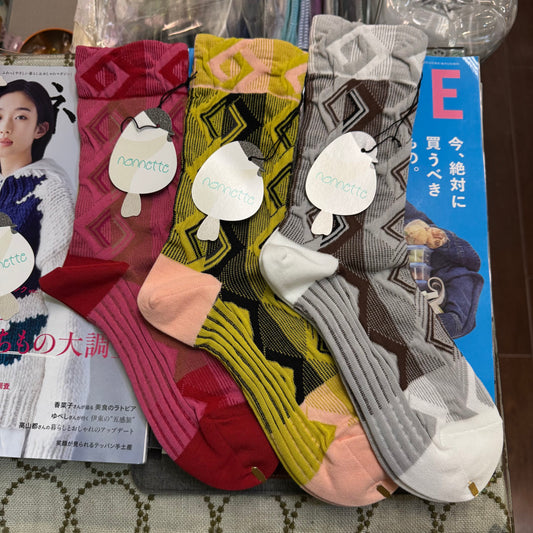 Nonnette Polygrams Socks, 3 Colors, made in Japan