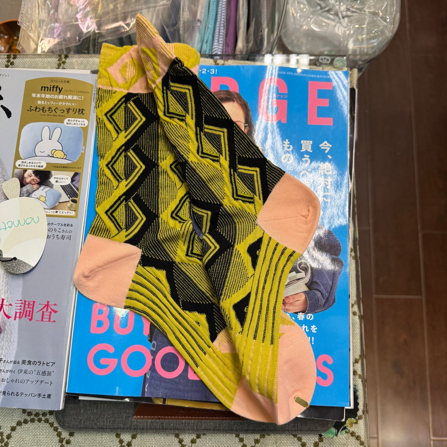 Nonnette Polygrams Socks, 3 Colors, made in Japan