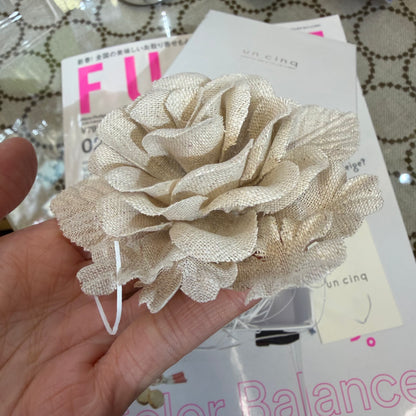 UN CINQ Natural Linen Corsage Rose, Brooch, made in Korea