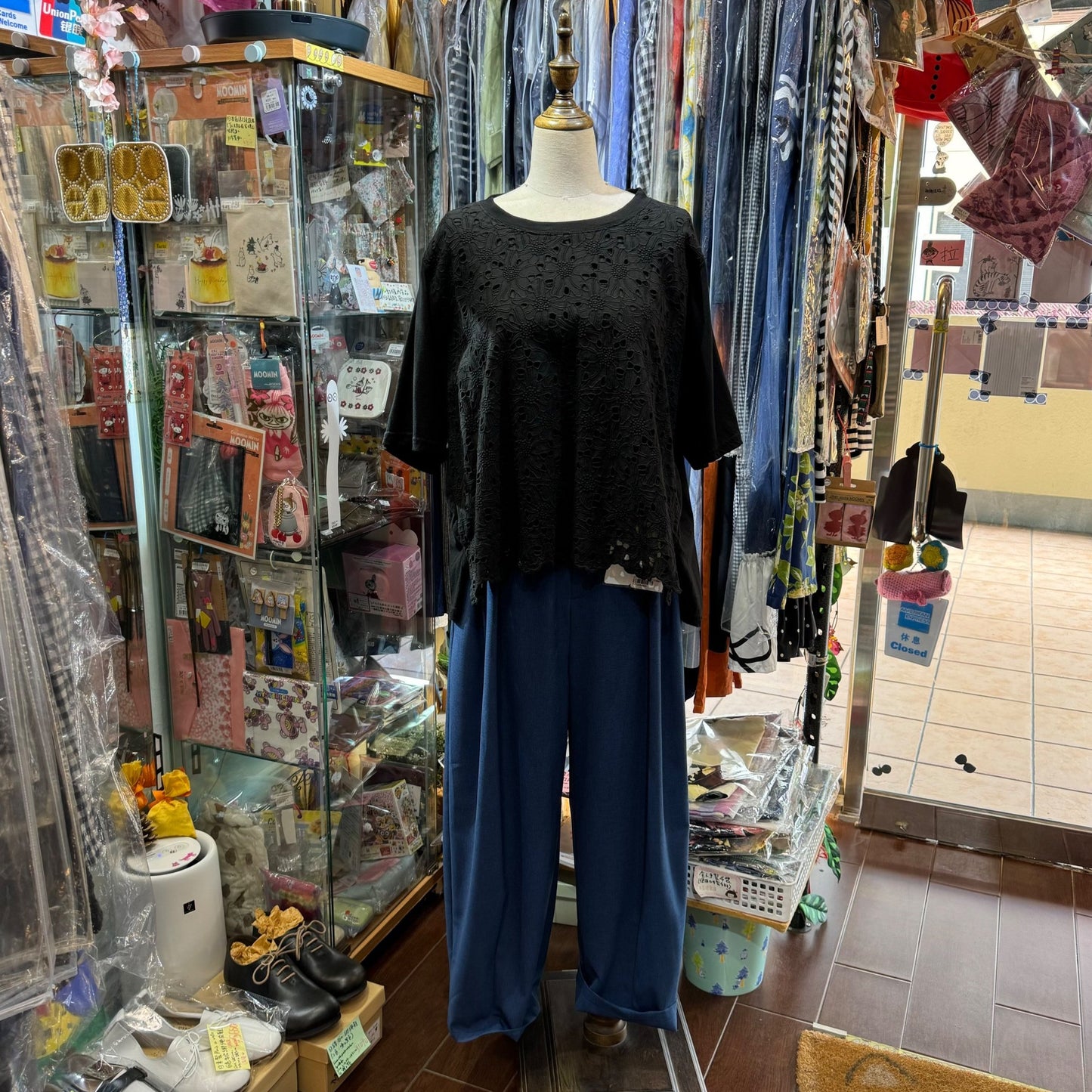 EXTRA20- Peindre Black Lace T-shirt, made in Korea