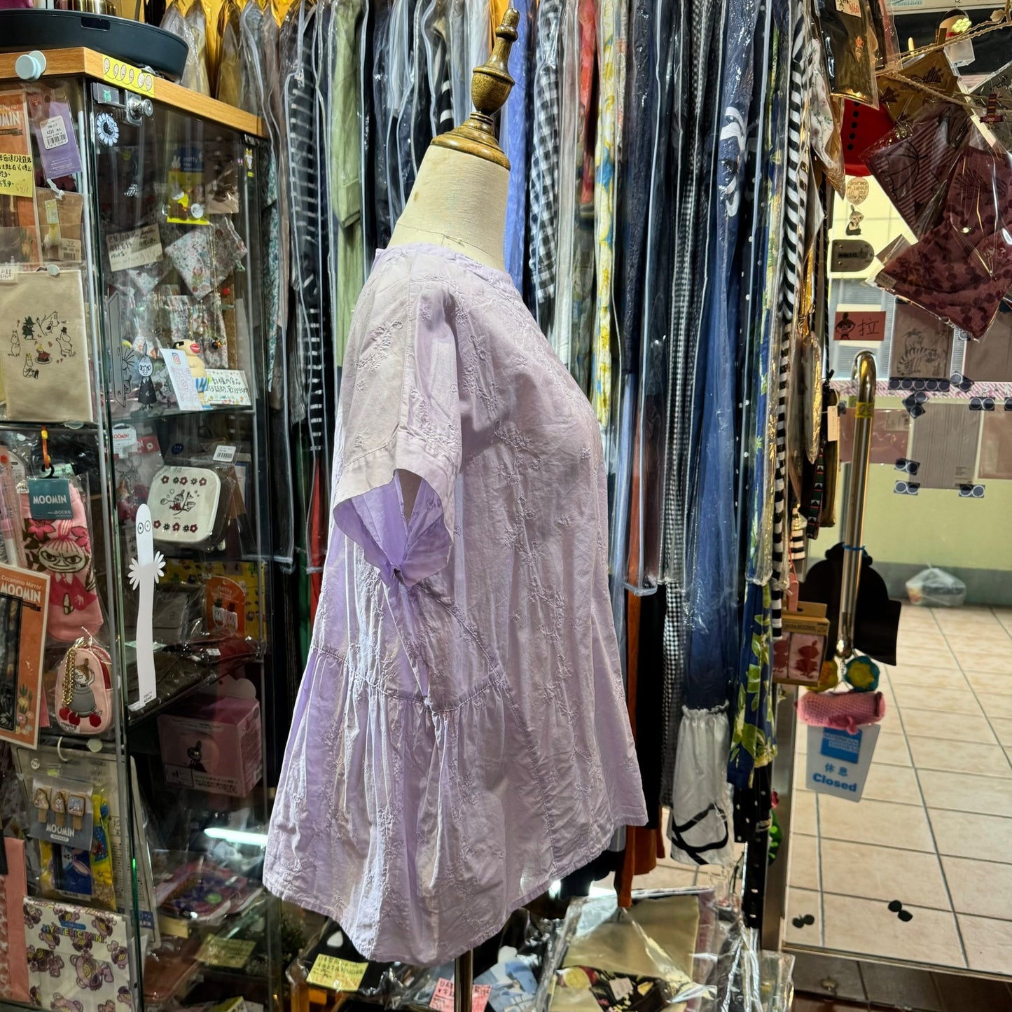 EXTRA20- Sun Valley Floral Embroidery Top, 2 Colors